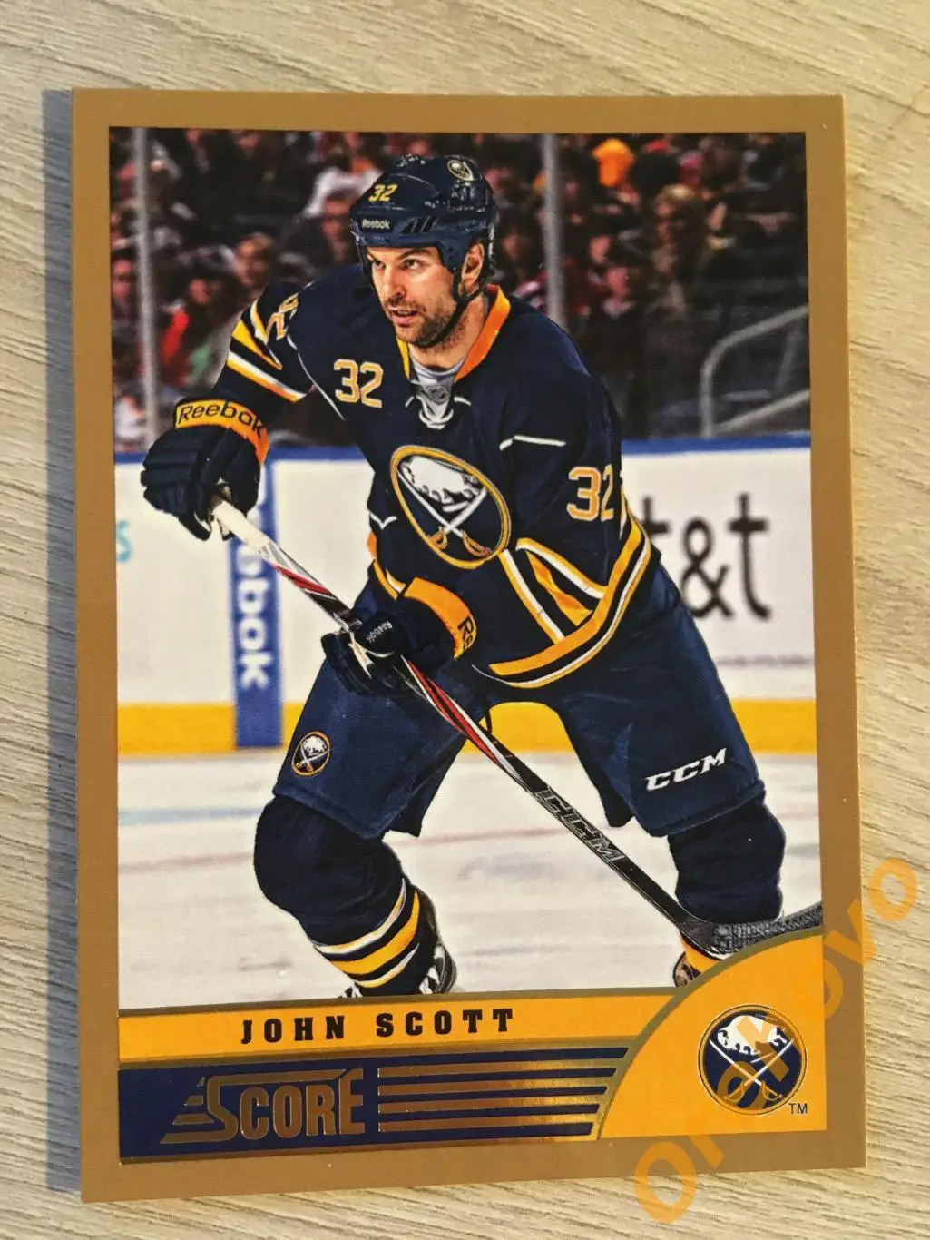 JOHN SCOTT Баффало No. 54 gold 2013-14 Score Panini