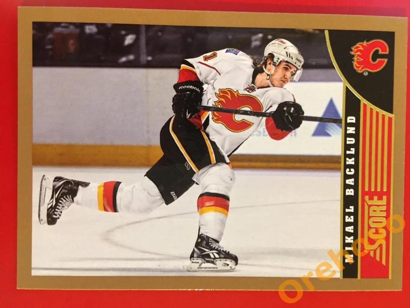 MIKAEL BACKLUND Калгари No. 59 gold 2013-14 Score Panini