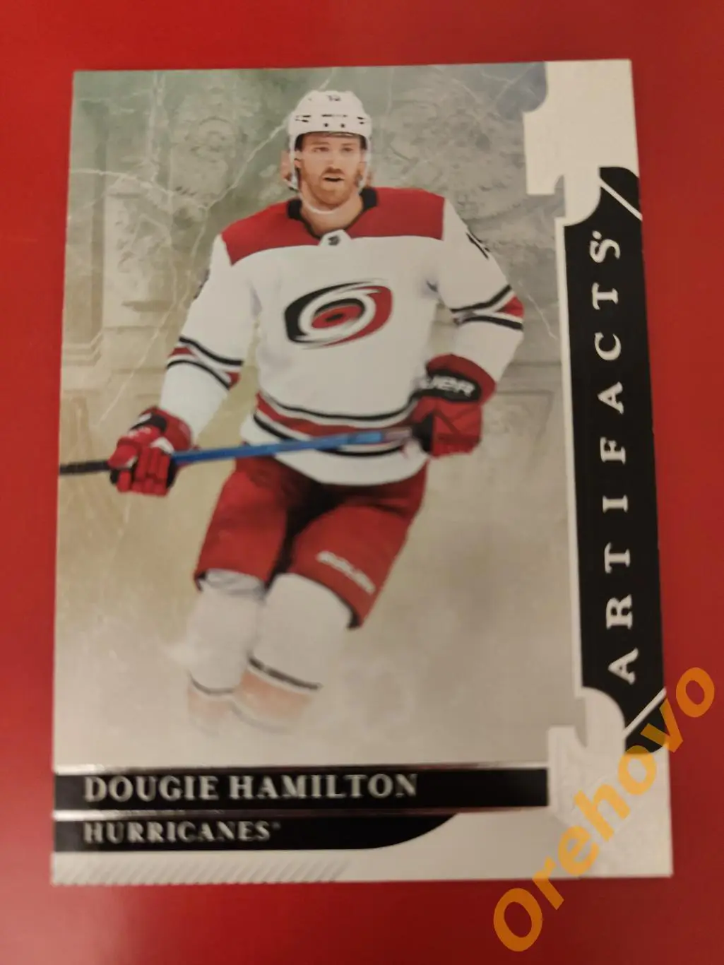 DOUGIE HAMILTON № 14 Каролина 2019-20 ARTIFACTS