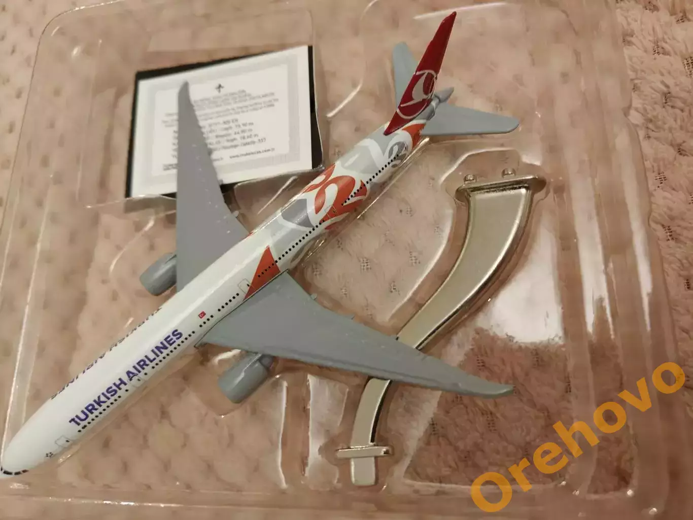 Металлический самолёт Модель B777-300 ER TURKISH AIRLINES 2