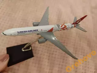 Металлический самолёт Модель B777-300 ER TURKISH AIRLINES