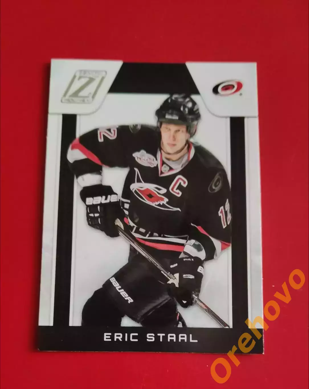 ERIC STAAL № 33 Каролина 2011 panini