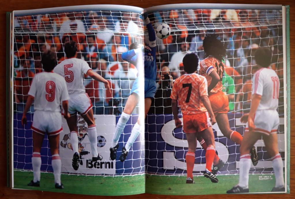 Футбол. Чемпионат Европы 1988. Фотоальбом (Германия) 4