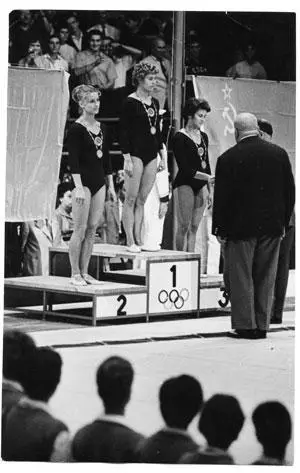 Спортивная гимнастика. Фото (ориг.). РАРИТЕТ! Латынина, Астахова, Люхина. ОИ1960