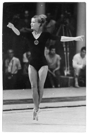 Спортивная гимнастика. Фото (оригинал). РАРИТЕТ! Полина Астахова. ОИ1960