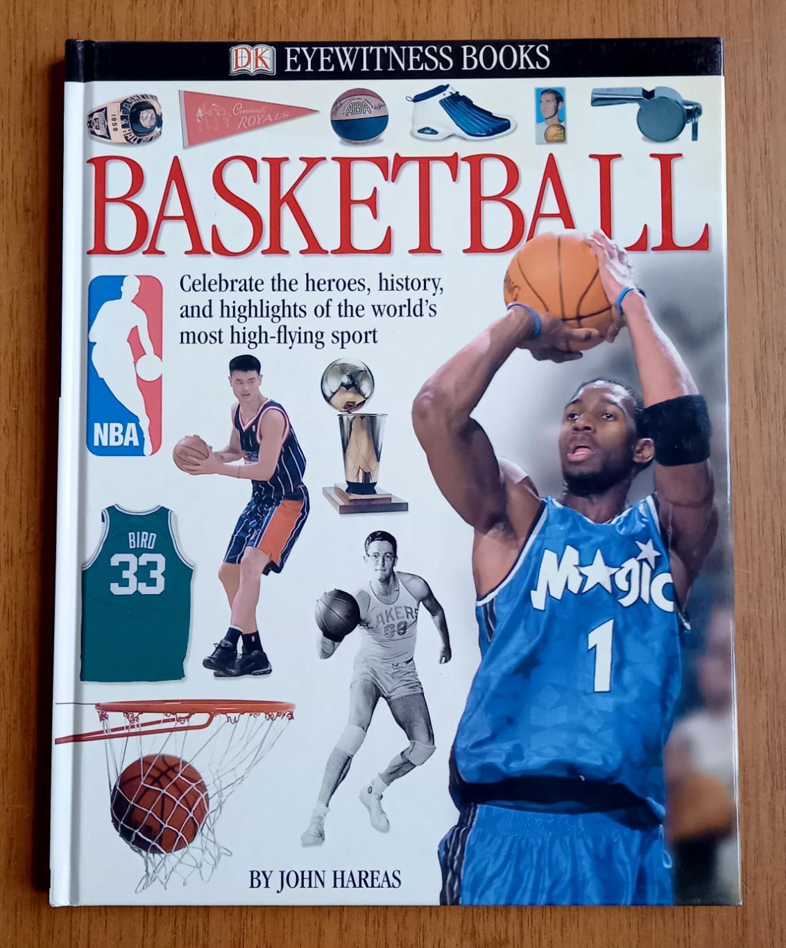 Баскетбол. Книга из серии DK Eyewitness Books (английский язык)