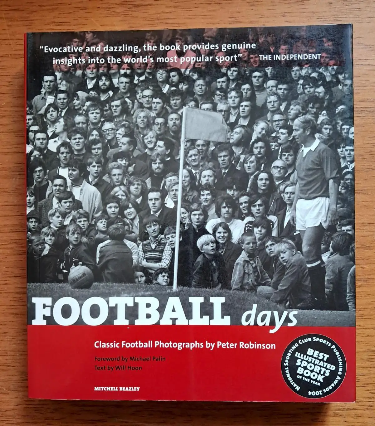 Футбол. Дни футбола. Подарочный фотоальбом (англ.)