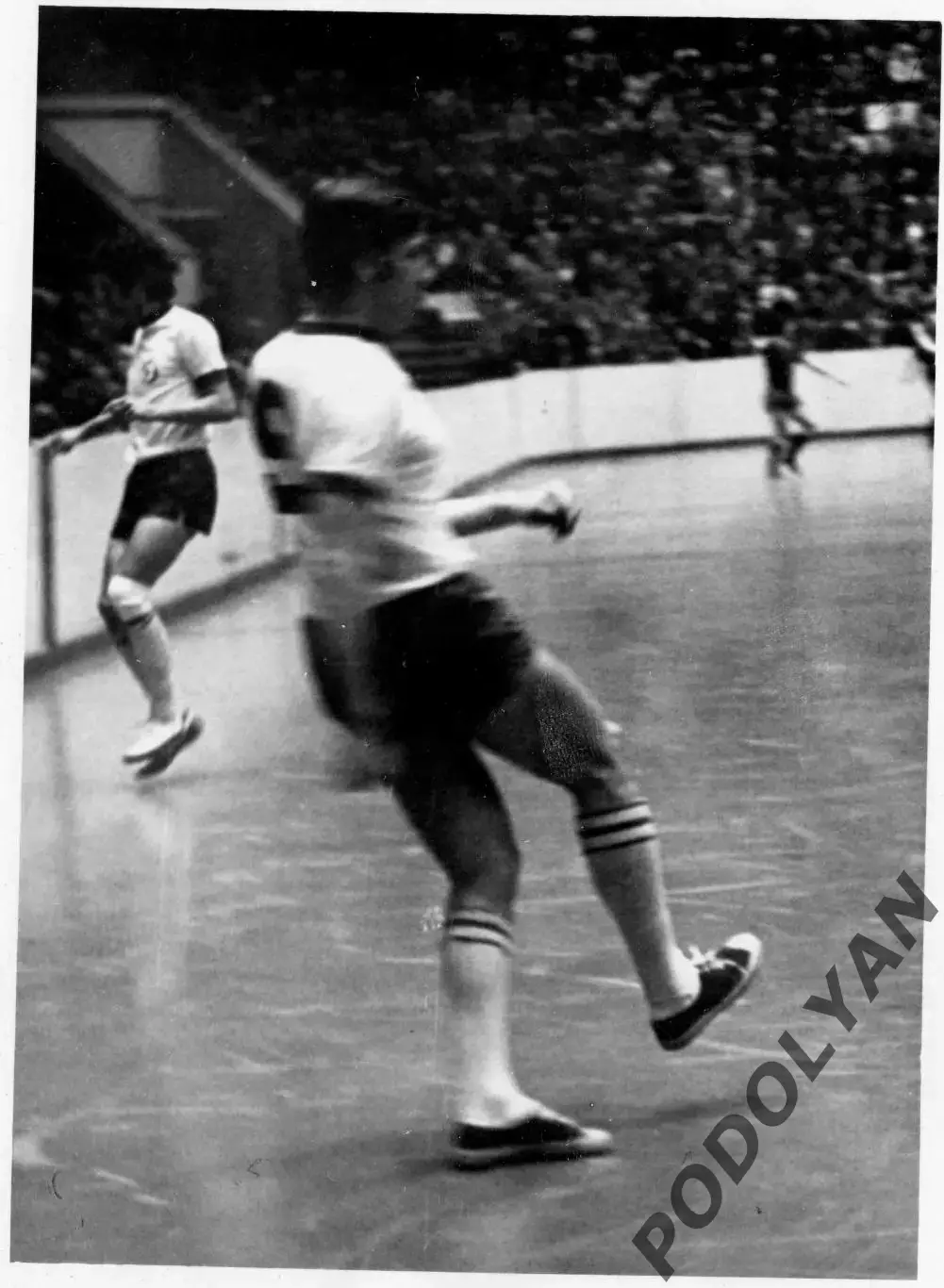 Футбол. Фото (оригинал). Виктор Колотов. 1977