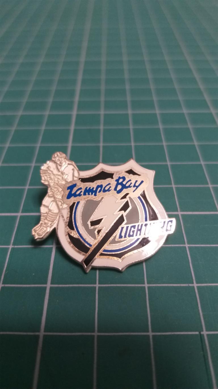 NHL ХК Tampa Bay Lightning 2.