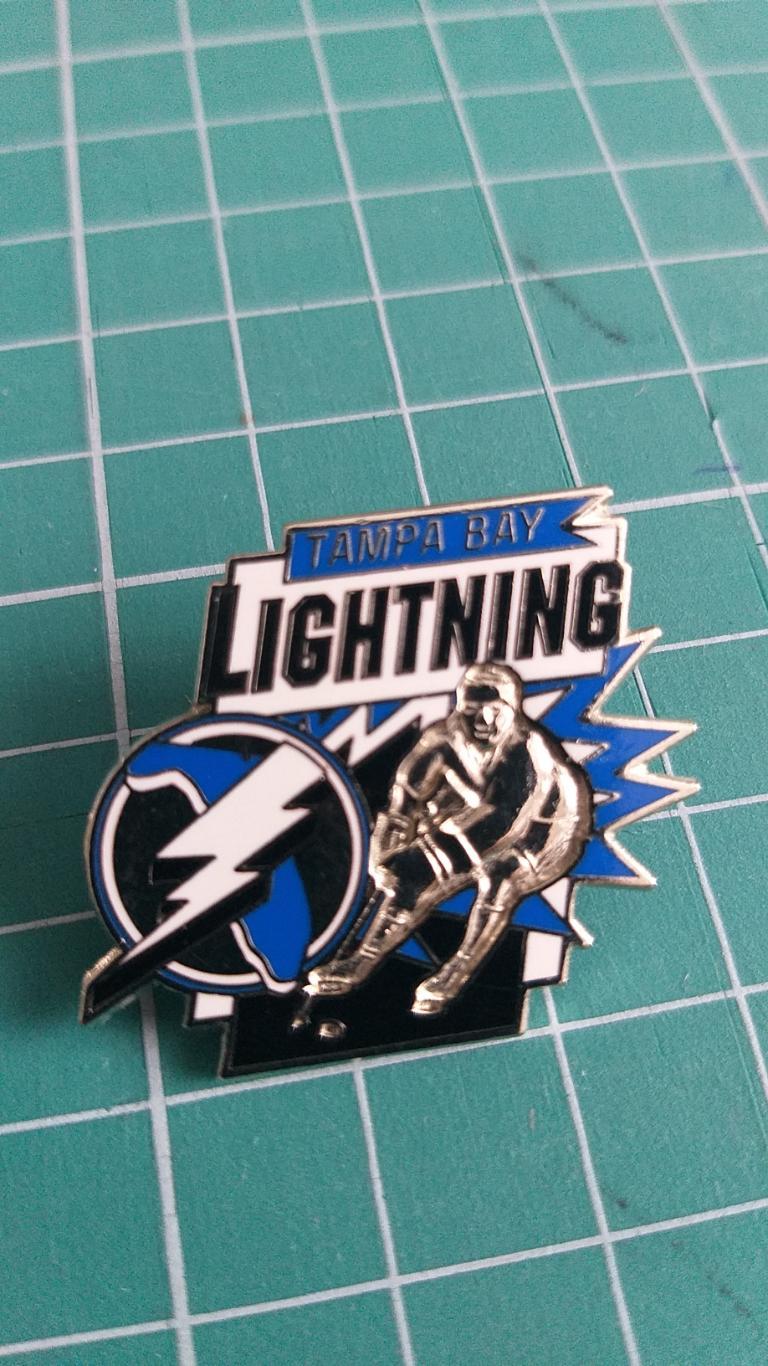 NHL ХК Tampa Bay Lightning 3.