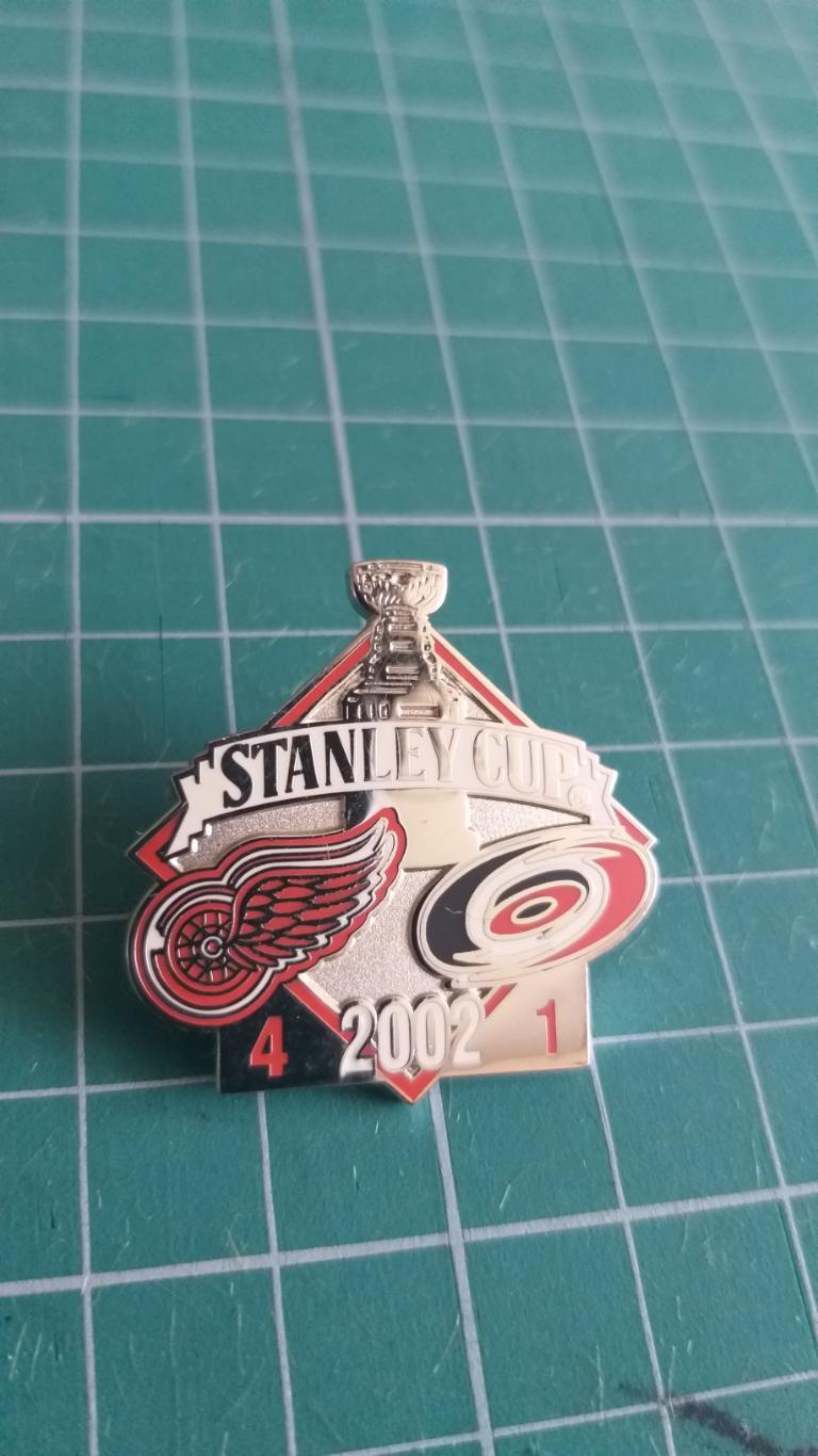 Stanley Cup2002 2.