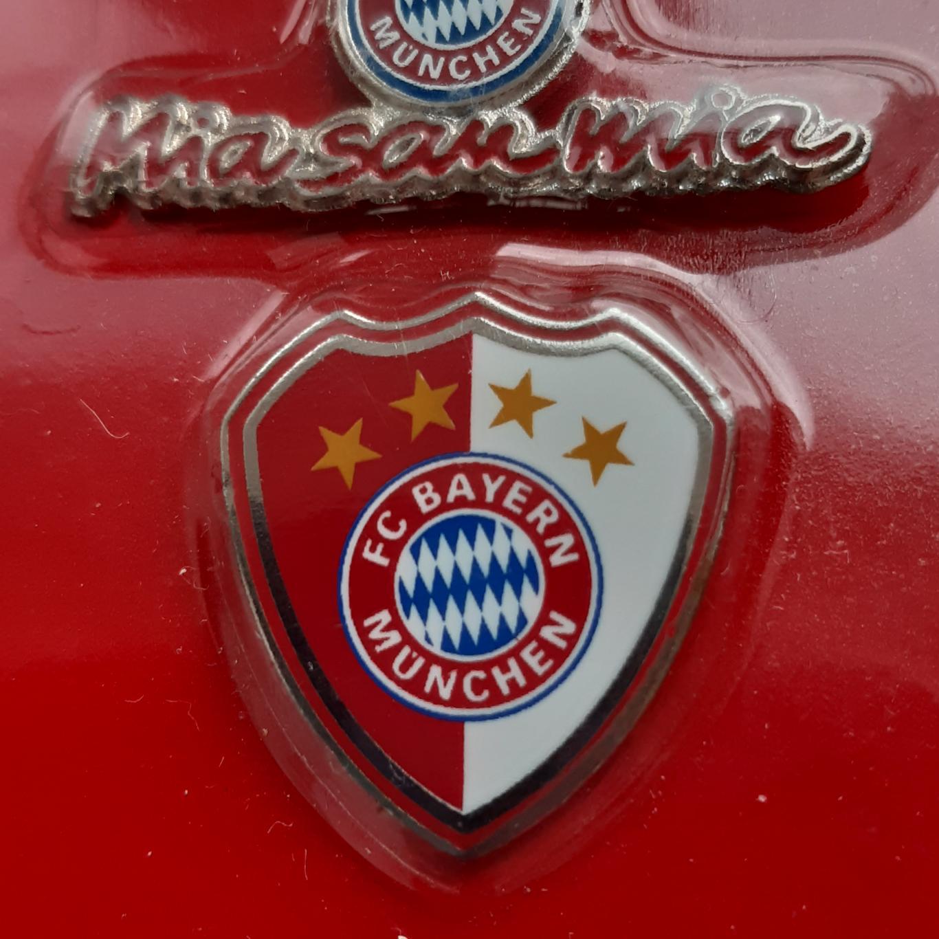 ФК Бавария ( FC Bayern) 1