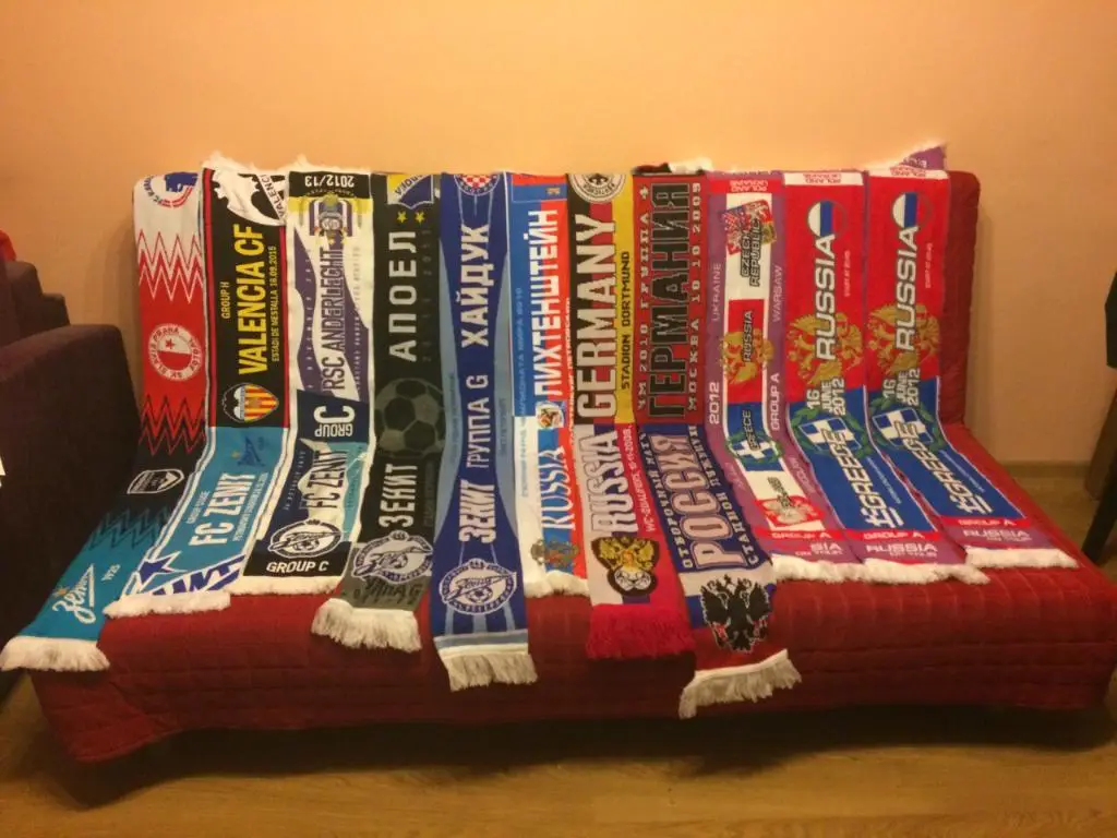 Матчевые футбольные шарфы