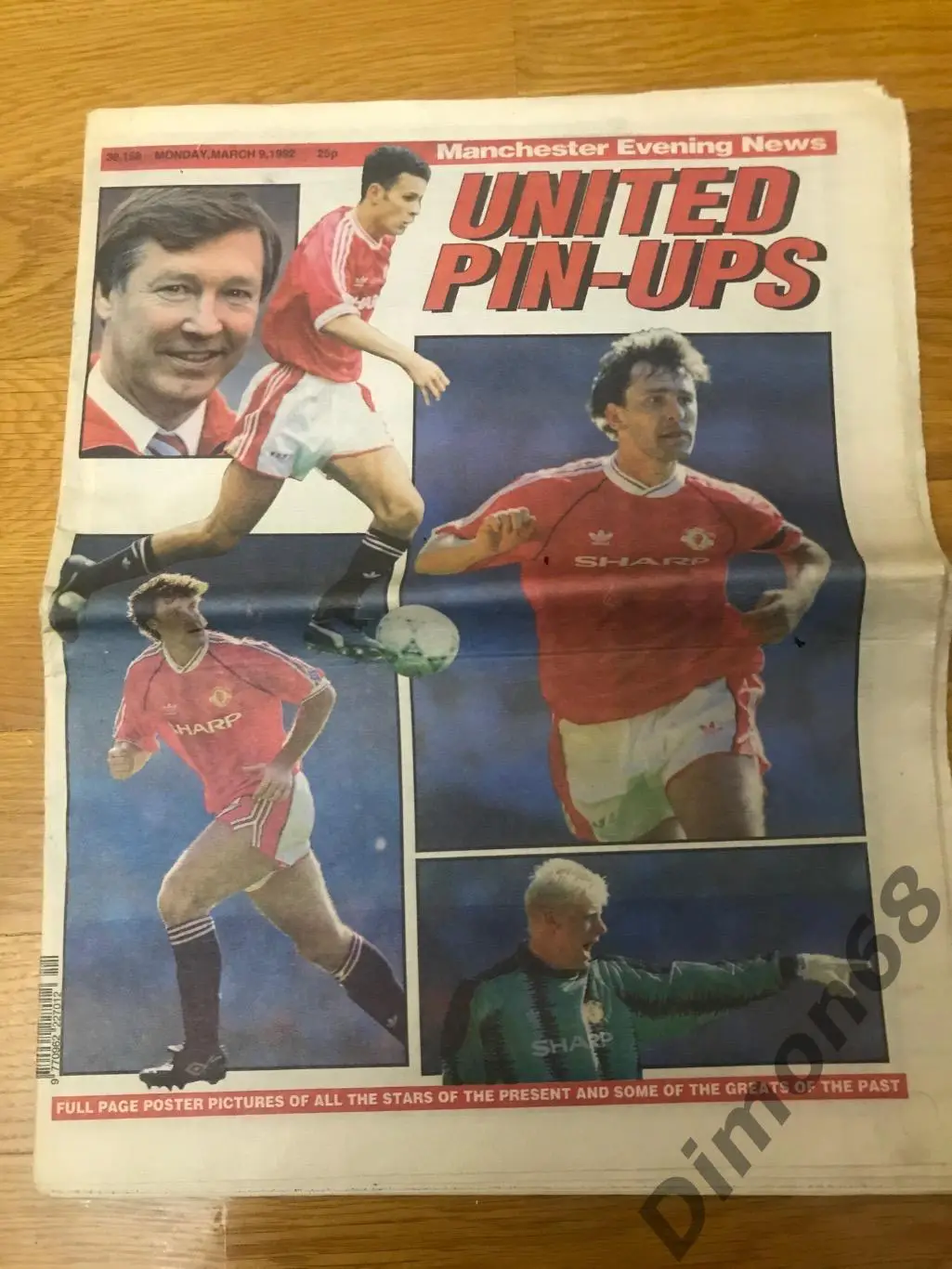 манчестер юнайтед 93г UNITED PIN-UPS