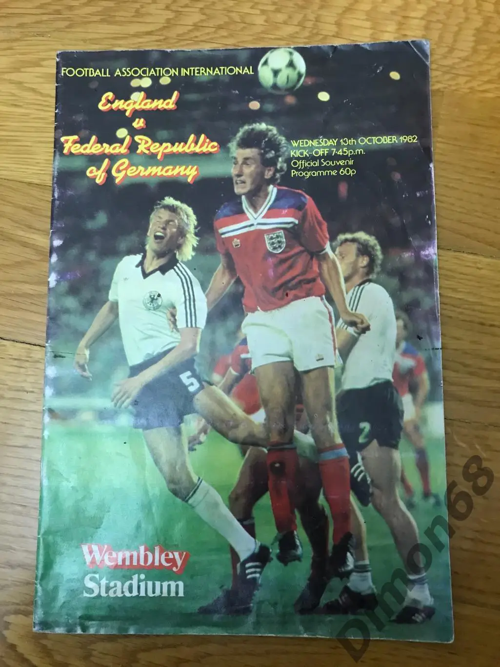 англия -фрг октябрь 1982г оригинал в нормально состоянии целый все листы на мест