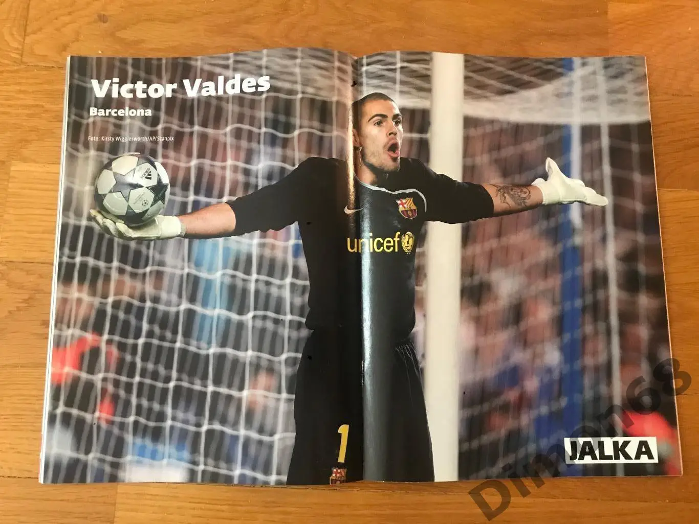 JALKA июль 2009г журнал в идеальном состоянии только без постера Барселон 1