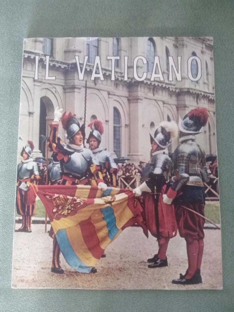 Книга: Италия. Ватикан. Шикарное подарочное издание 1963