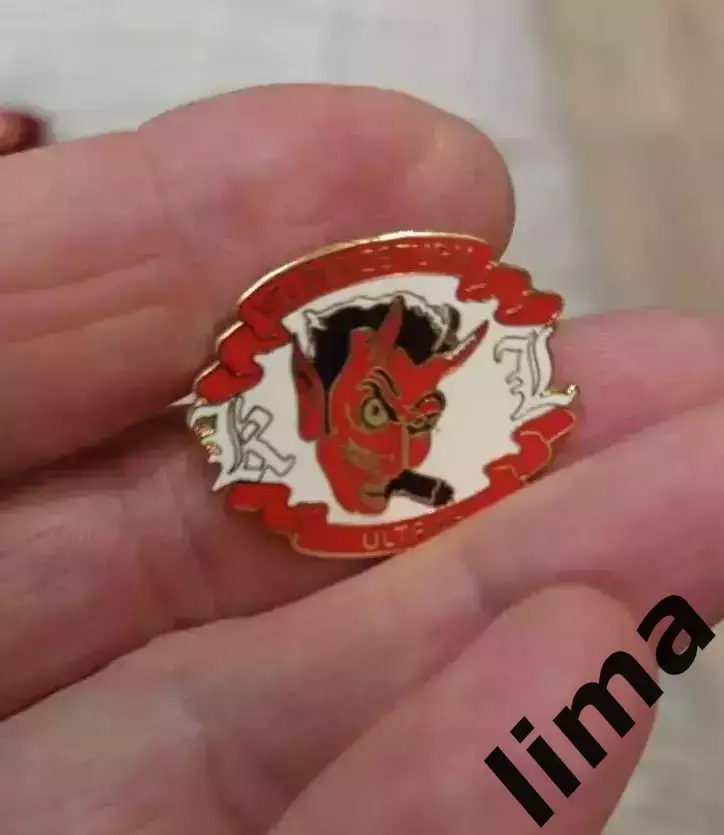 Знак Фанатский ФК Кайзерслаутерн Германия