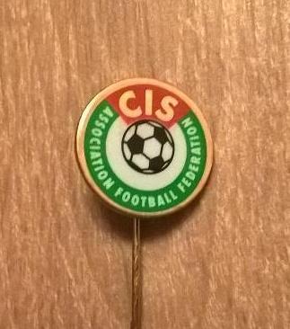 Значок Федерация футбола СНГ Официальный 1992-1993 год
