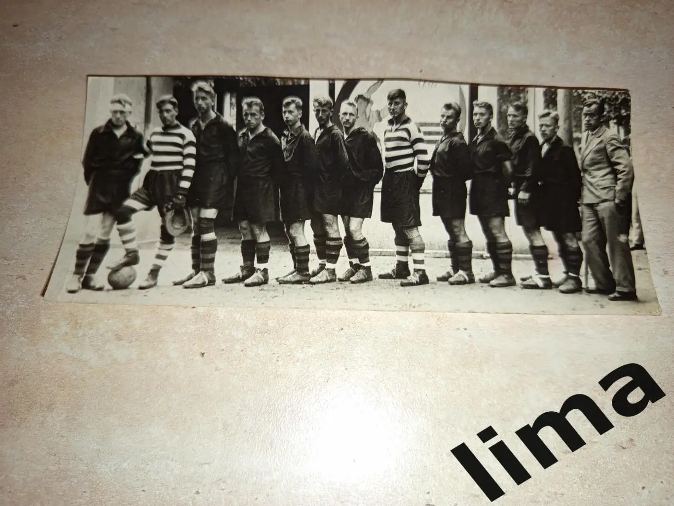 Фото команда СЕРП и МОЛОТ Москва ,КОР,игрок ЦДКА-Федотов1934 год