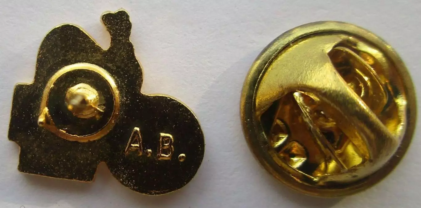 Федерация футбола Франции ( Эмаль. Arthus Bertrand ) 1