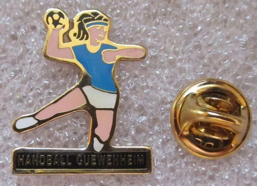 Значки Франция. Спорт - Гандбол. Женская гандбольная команда Guewenhein.