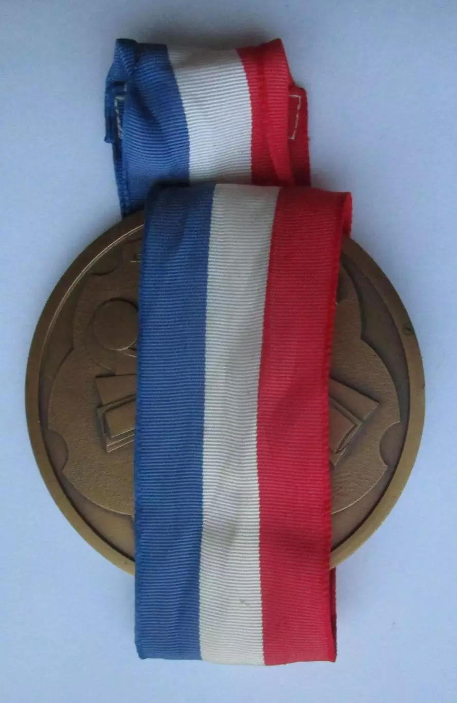 Бронзовая медаль за 3-е место межрег. чемпионата Франции по дзюдо среди женщин 6