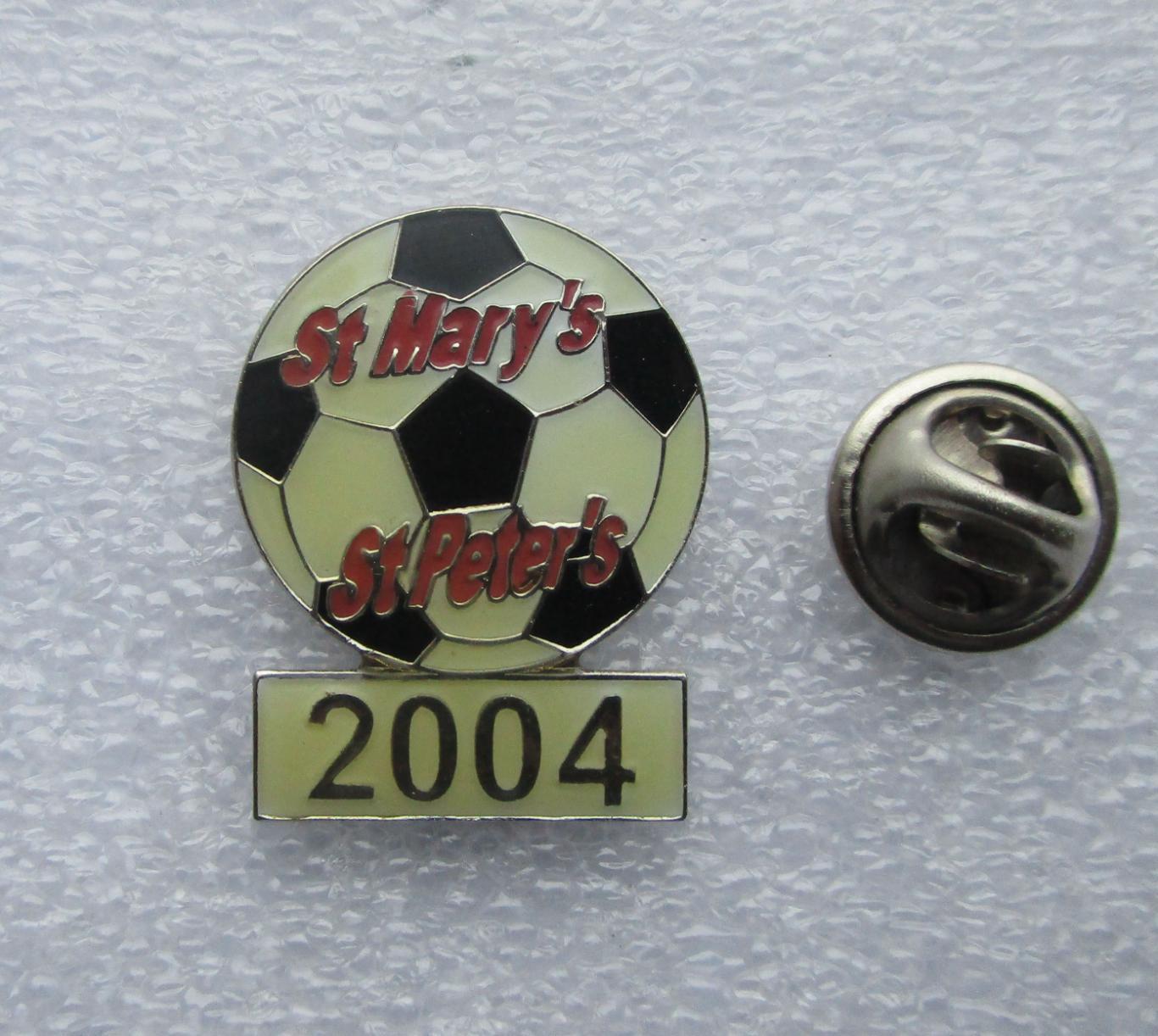 Значки. Спорт. Футбол. Новозеландский футбольный клуб St Mary's/St. Peter's 2004