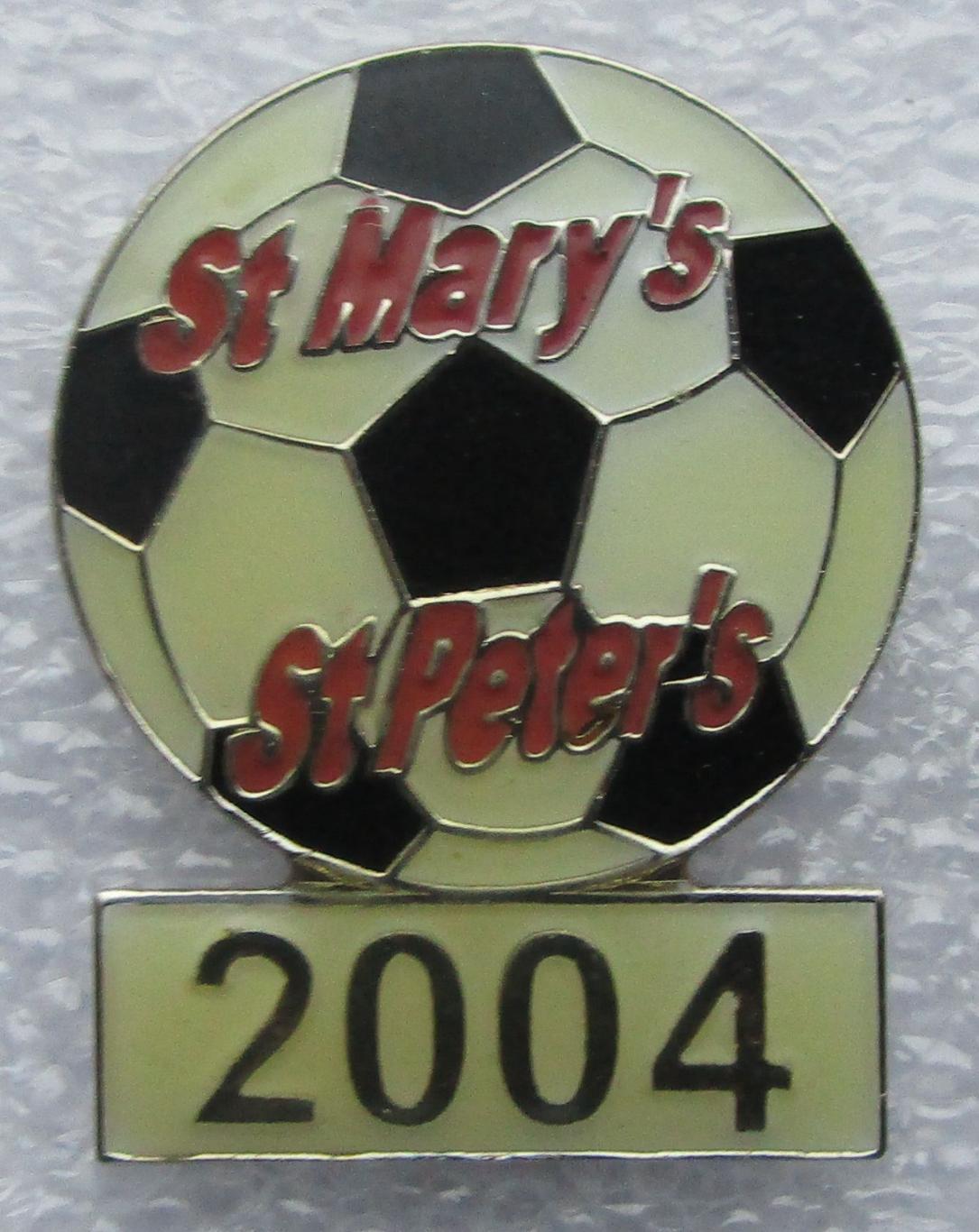 Значки. Спорт. Футбол. Новозеландский футбольный клуб St Mary's/St. Peter's 2004 1