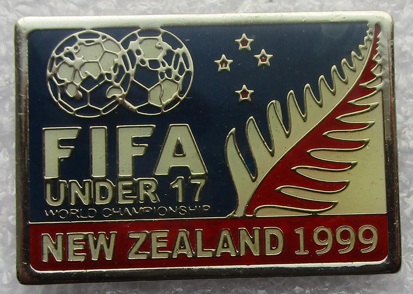 Значки. Футбол. Чемпионат мира ФИФА до 17 лет в Новой Зеландии 1999. 1