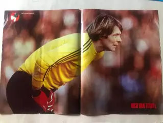 Voetbal international Постер 8