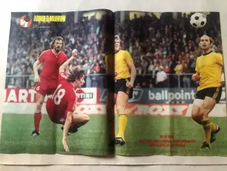 Voetbal international Постер 13
