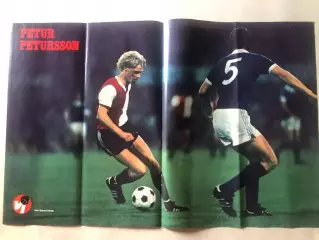 Voetbal international Постер 26