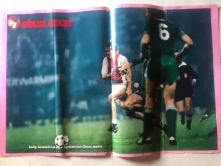 Voetbal international Постер 27