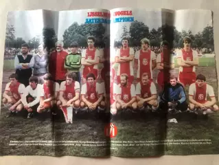 Voetbal international Постер 71