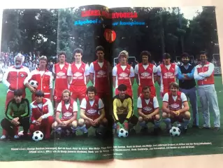 Voetbal international Постер 72