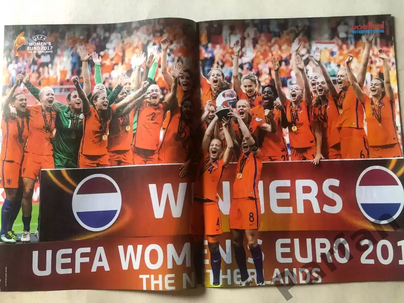 Voetbal international Постер 74