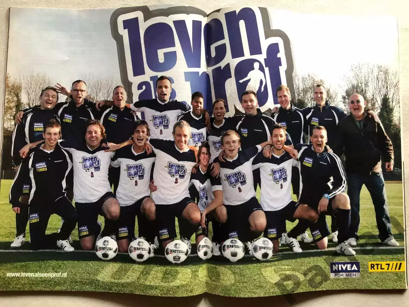 Voetbal international 2012 №7 1