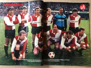 Voetbal international 1983 Постер Феєнорд