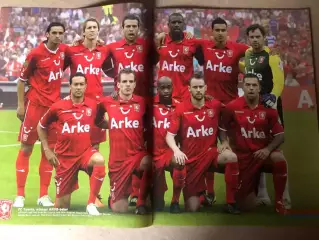 Voetbal international Постер Твенте 5