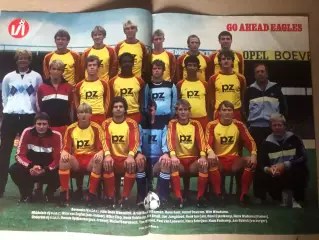 Voetbal international Постер Гоу Егед Іглз 1