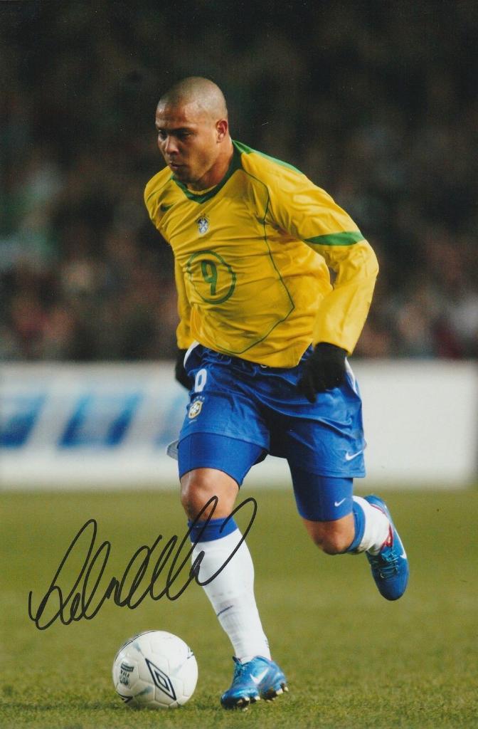 Фото футбол Роналдо Бразилия, размер (21х30см), автограф оригинал