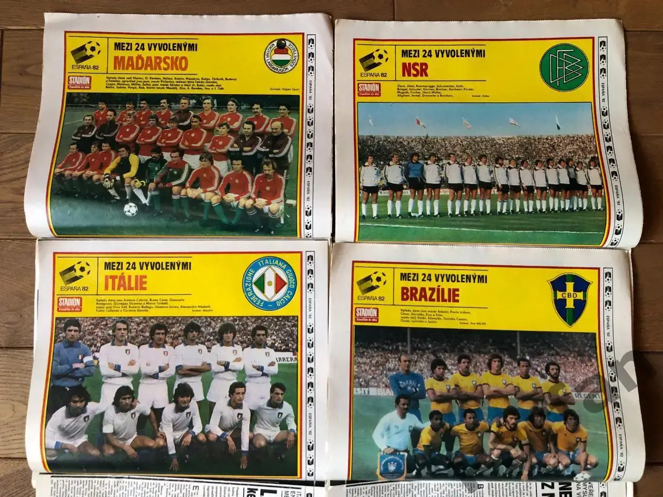Stadion Чемпіонат Світу 1982 лот 25 журналів