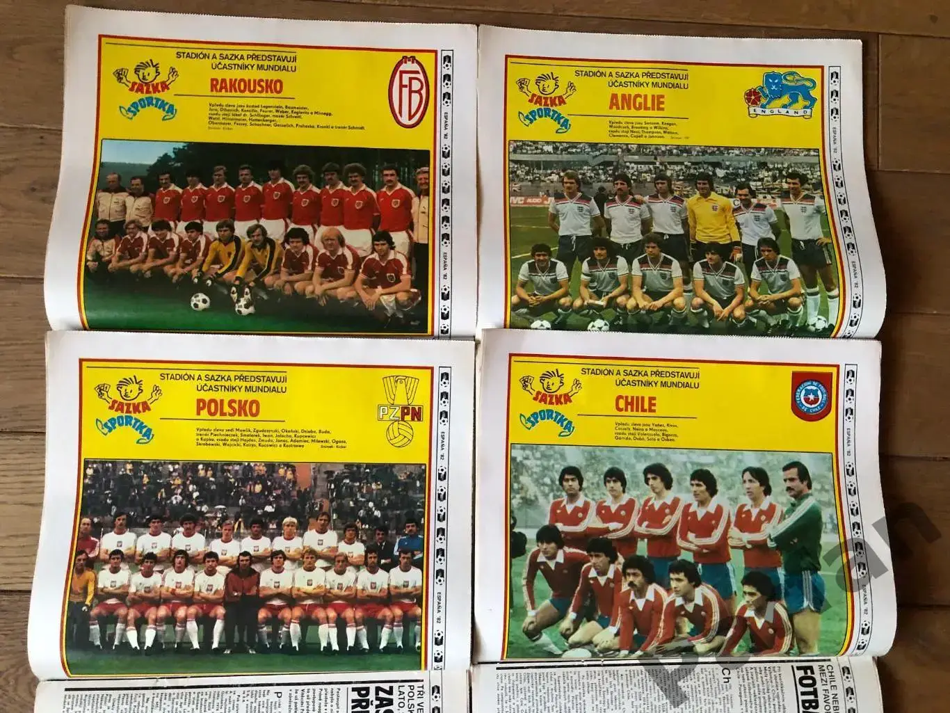 Stadion Чемпіонат Світу 1982 лот 25 журналів 2