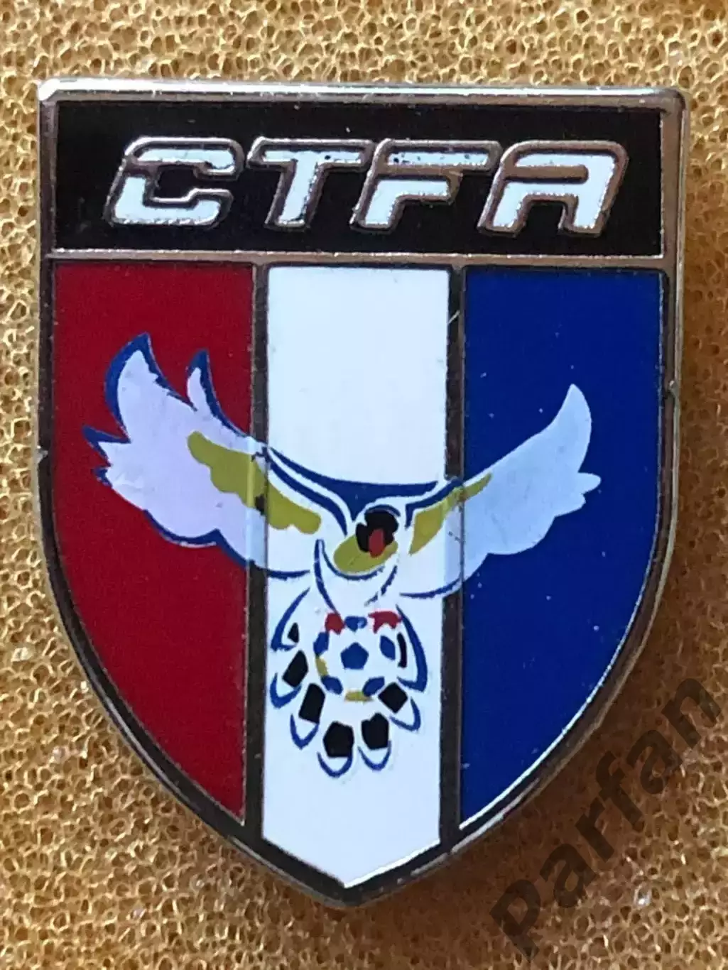 Знак Федерація Футболу Тайвань. Емаль