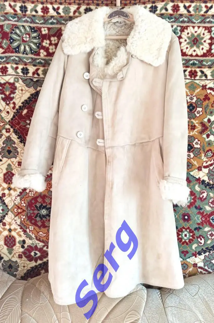 Военный тулуп, натуральная овчина, размер 52-54, изготовлен в СССР.