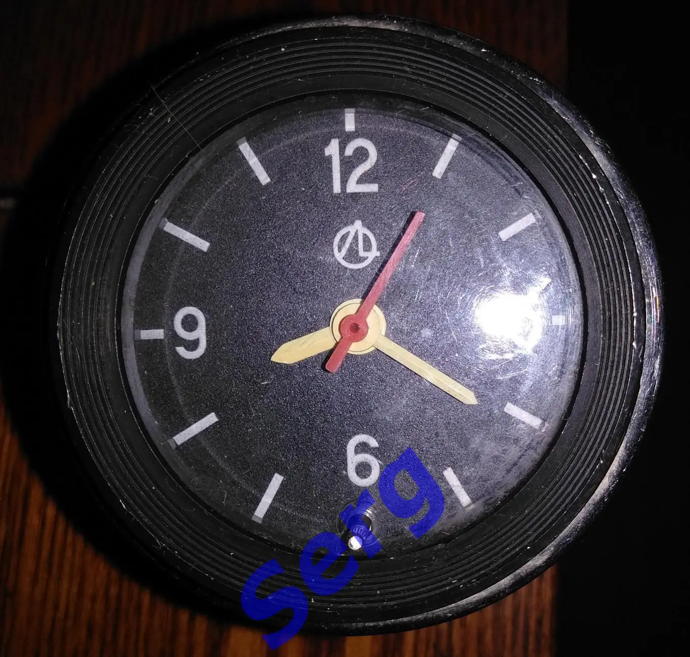 Часы автомобильные из ВАЗ-21074