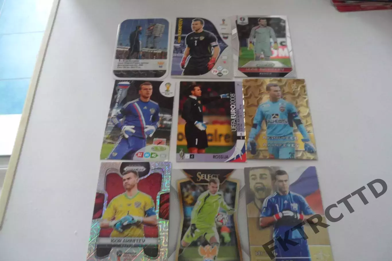 ФУТБОЛ-карточка- ИГОРЬ АКИНФЕЕВ цена за 9