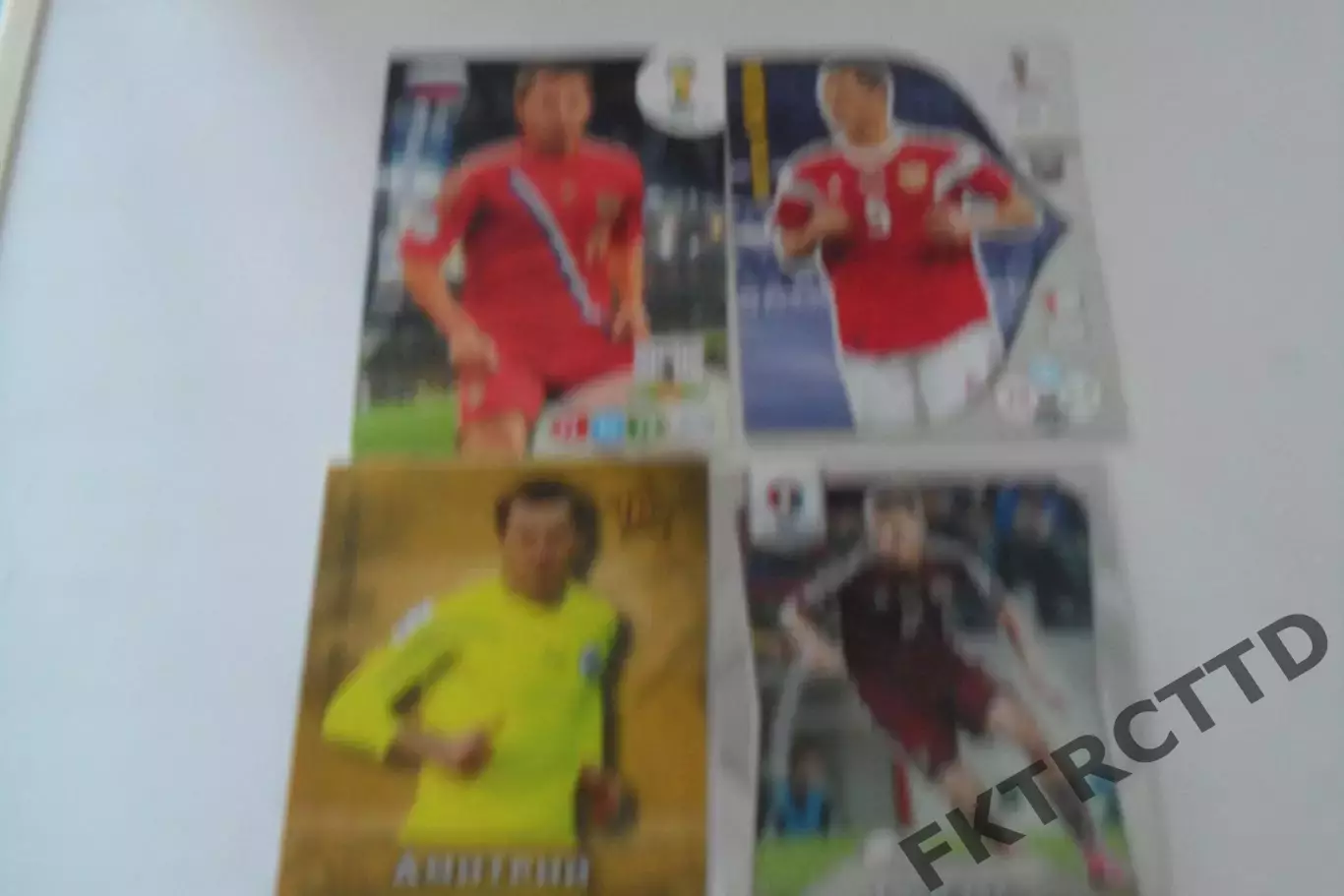 ФУТБОЛ-карточка-ФУТБОЛ разное за все 4 шт