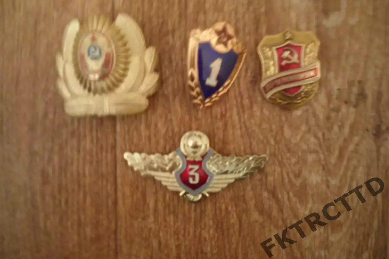 Знаки, классность , кокарда, все СССР